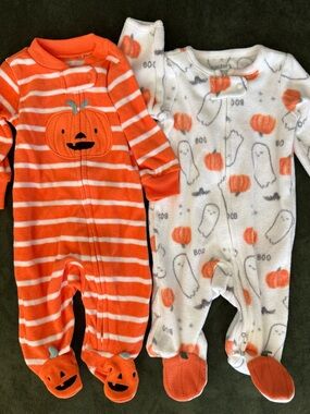🎃 Carter’s Fleece Halloween Footed Sleepers Bundle | Newborn | Like New